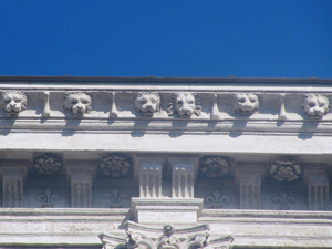 Palazzo Farnese - la facciata verso il Tevere