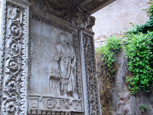 Porta degli Argentari