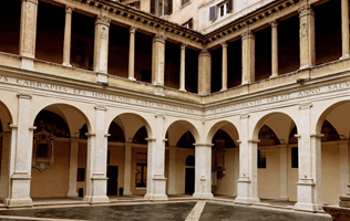 Santa Maria della Pace - Chiostro del Bramante